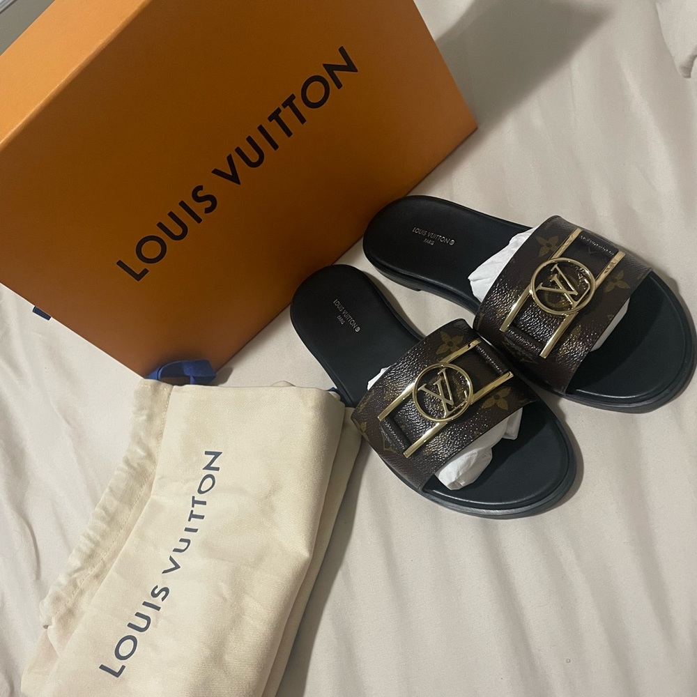 Louis Vuitton Lock it Flat Mule